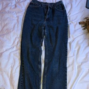 Size 8 vintage dark wash jeans